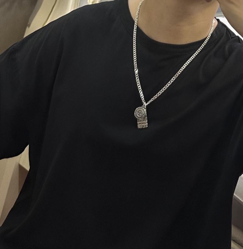 chr1st1an D10r necklaces